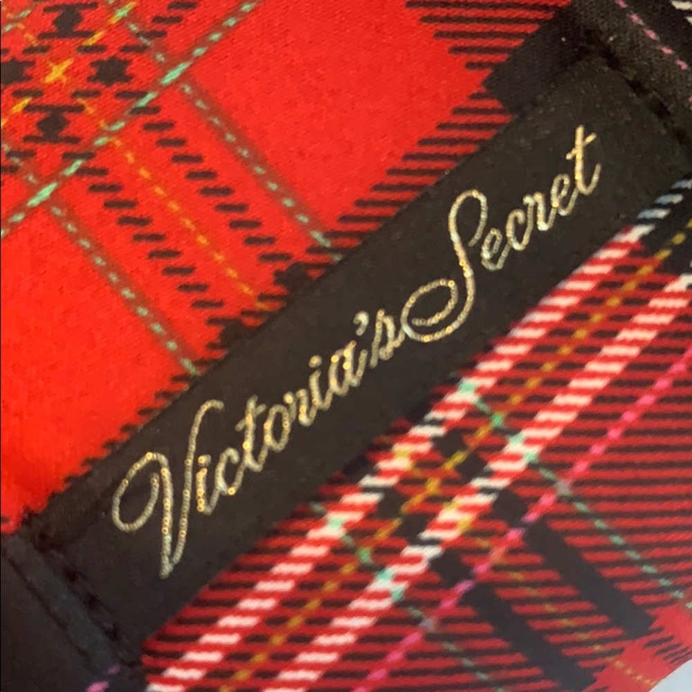 Victoria’s Secret Signature Plaid Satin Slippers - Picture 8 of 12